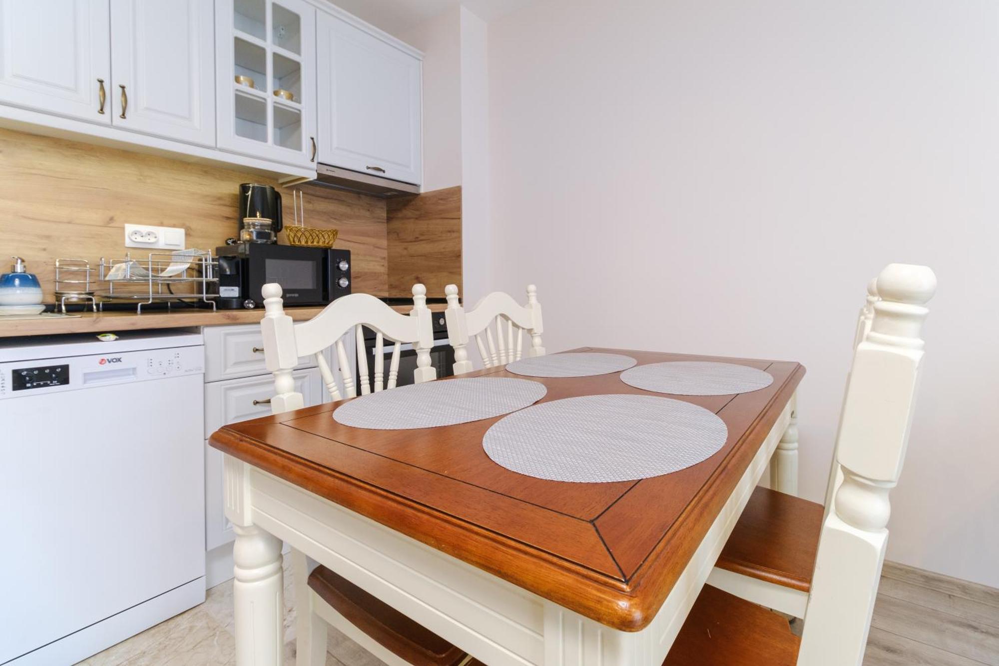 Ldv 13 Apartments Free Private Parking Plovdiv Room photo