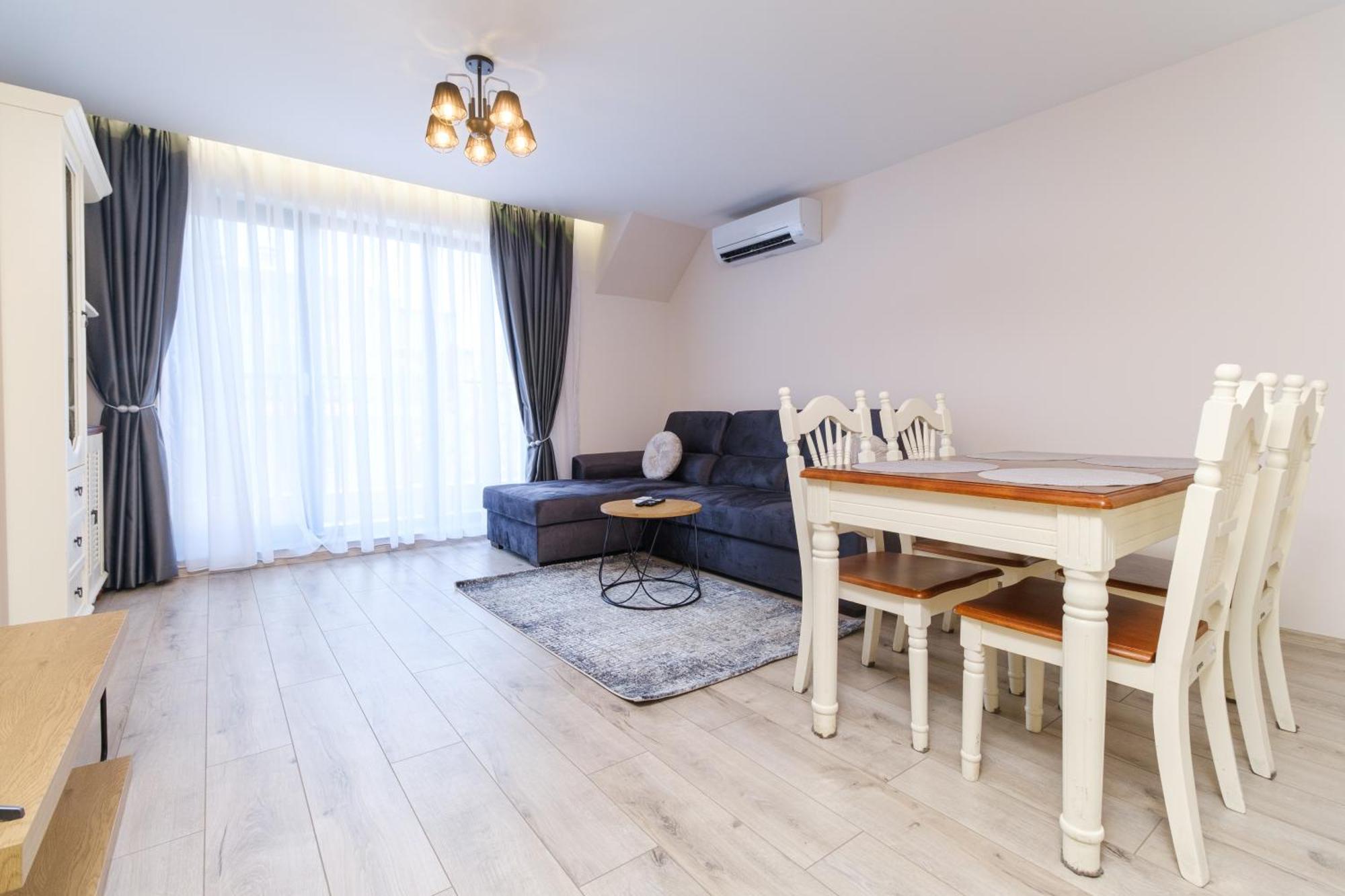 Ldv 13 Apartments Free Private Parking Plovdiv Exterior photo