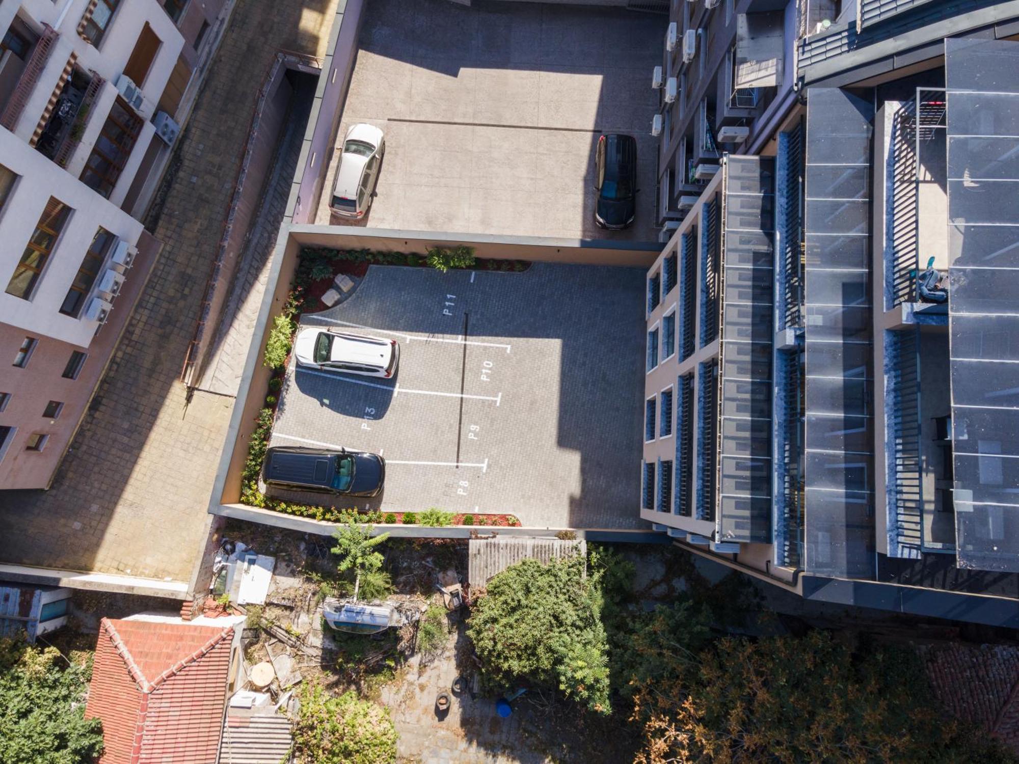 Ldv 13 Apartments Free Private Parking Plovdiv Exterior photo